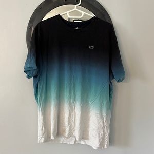 Hollister Tee